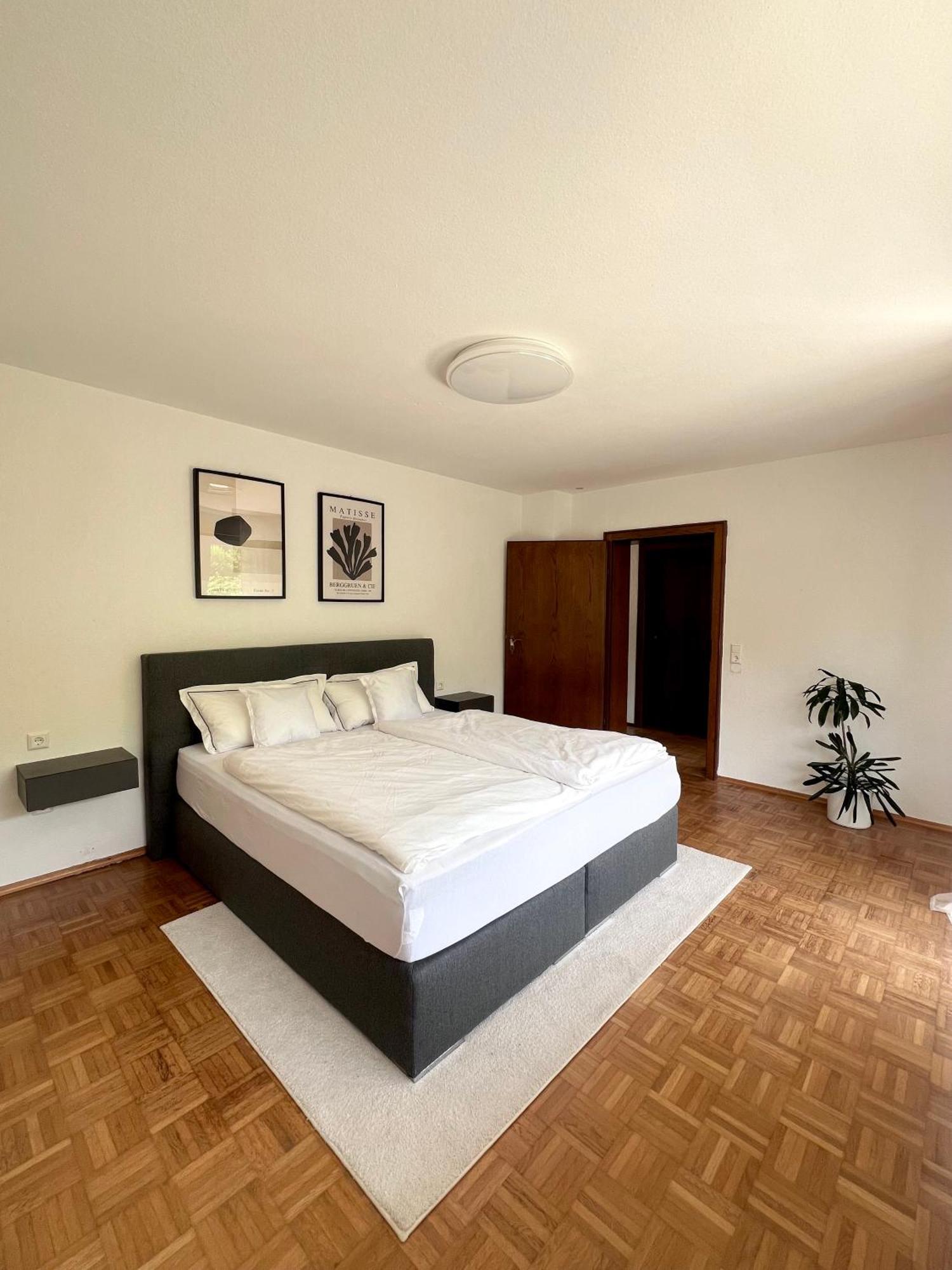 Privates Ferienhaus Mit Pool & Whirlpool Zentral In Bad Dürkheim Buitenkant foto